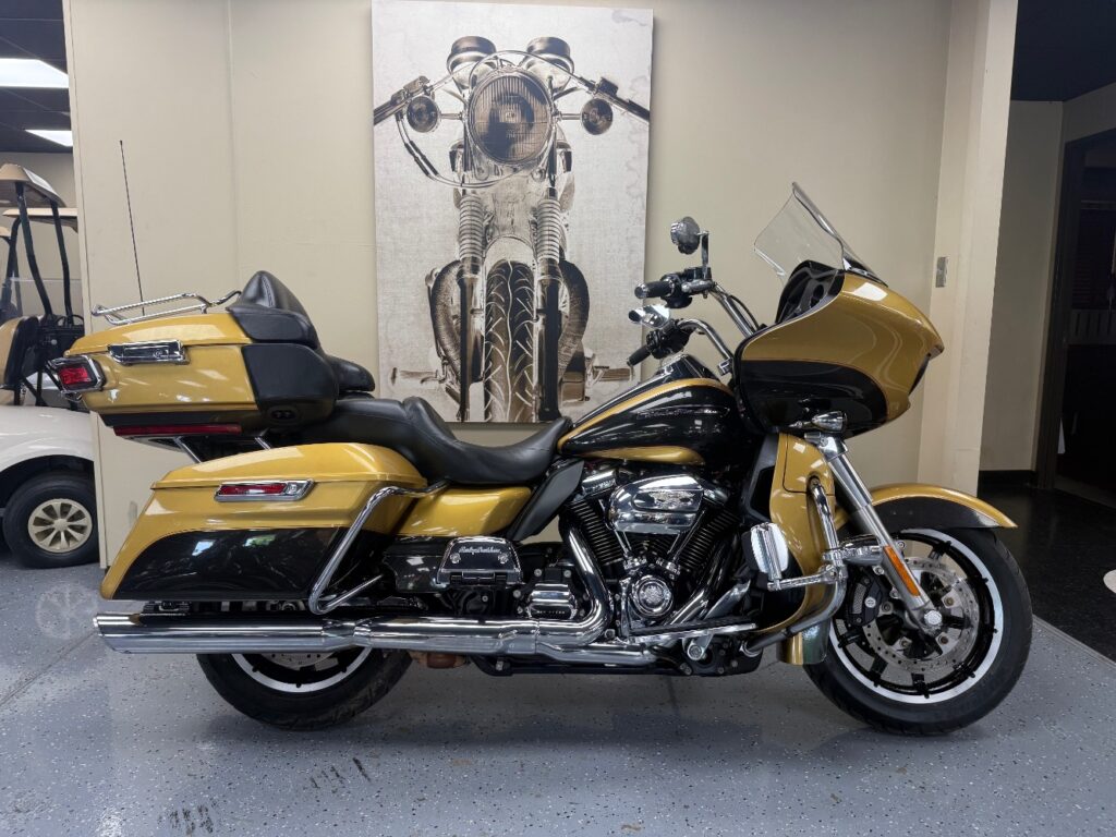 2017 Harley-Davidson FLTRU