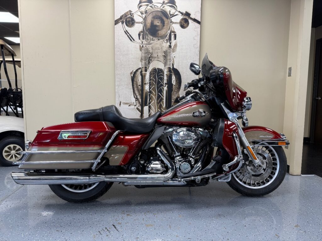 2009 Harley-Davidson FLHTCU