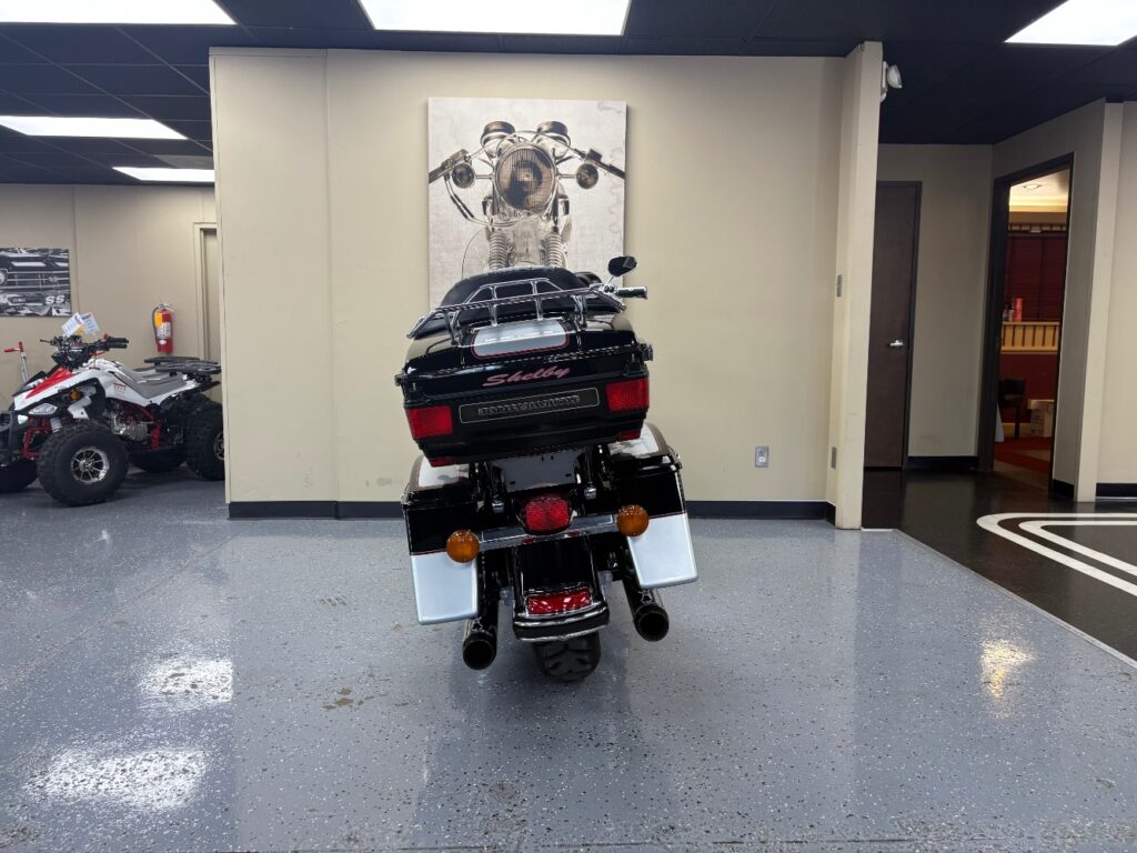 2010 Harley-Davidson FLHTCU