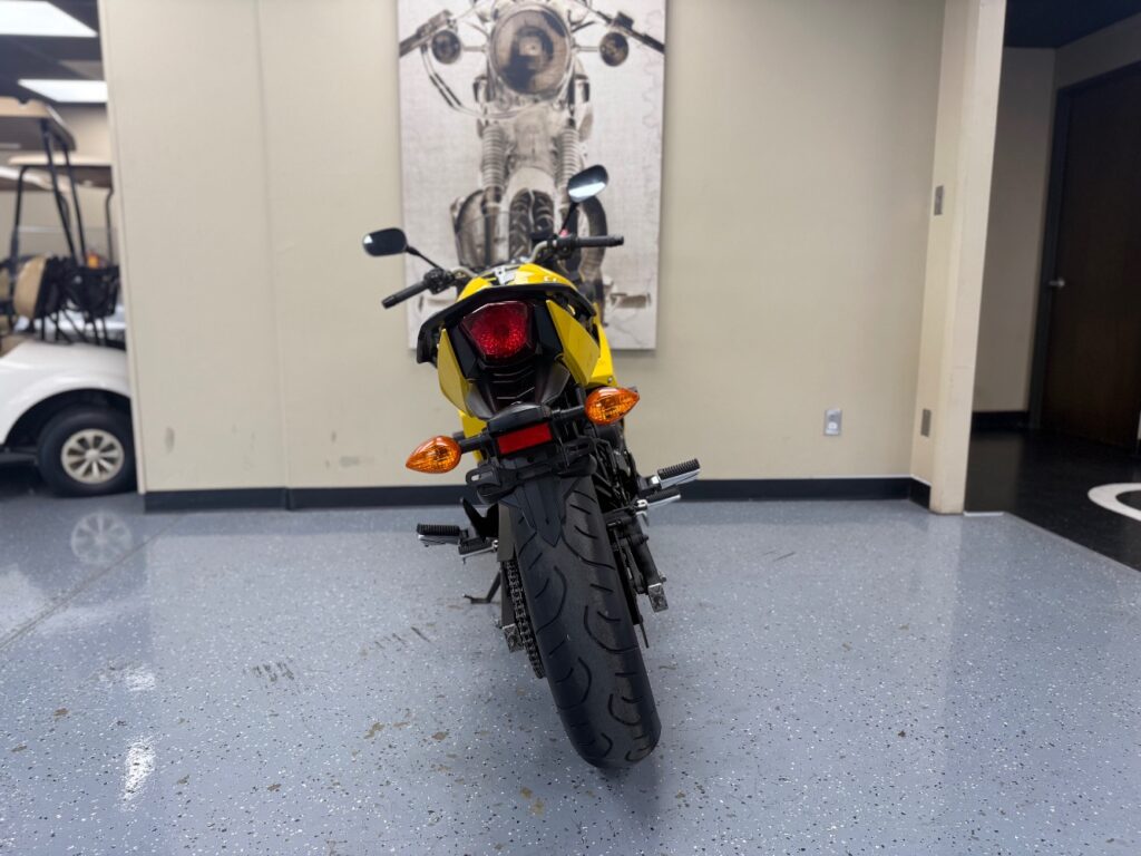 2009 Yamaha FZ6R