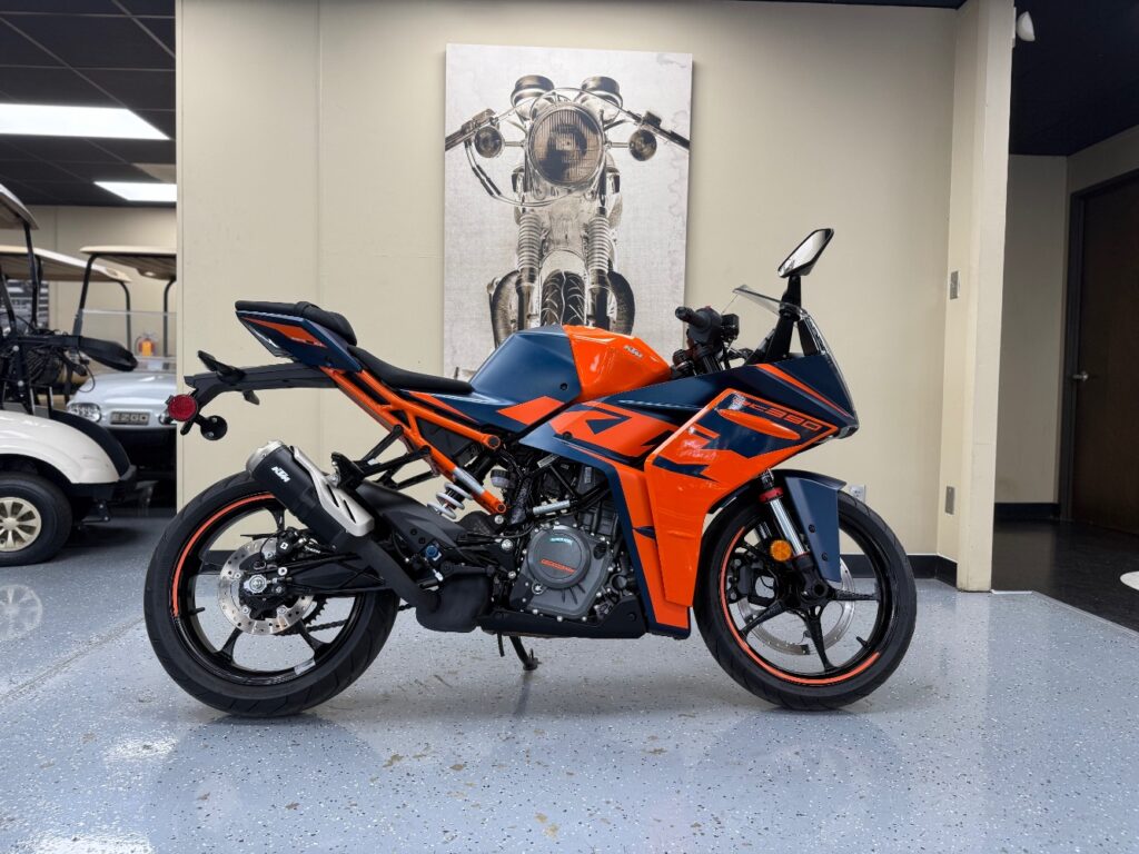 2022 KTM RC 390
