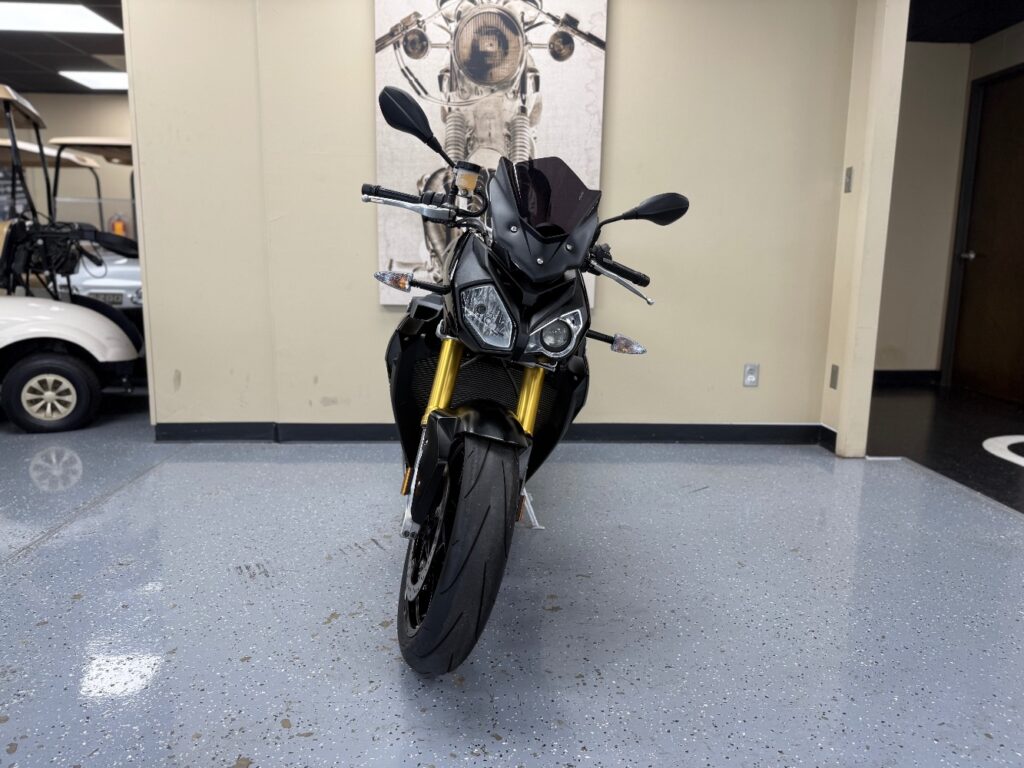 2016 BMW S1000 R