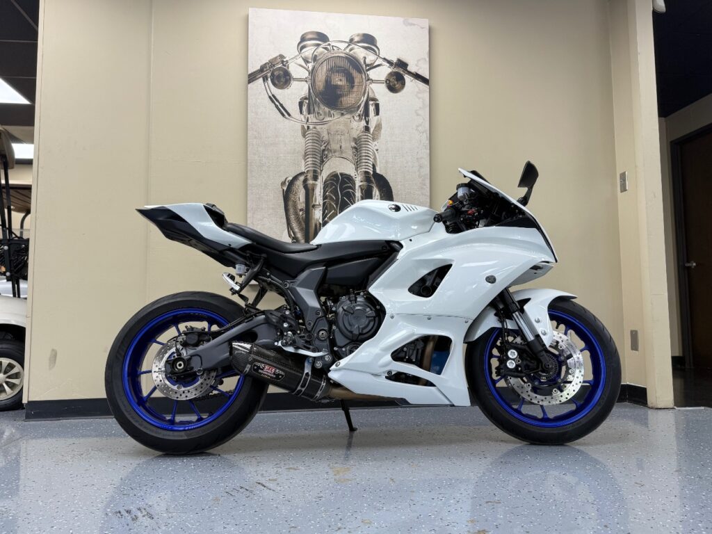 2024 Yamaha YZF-R7