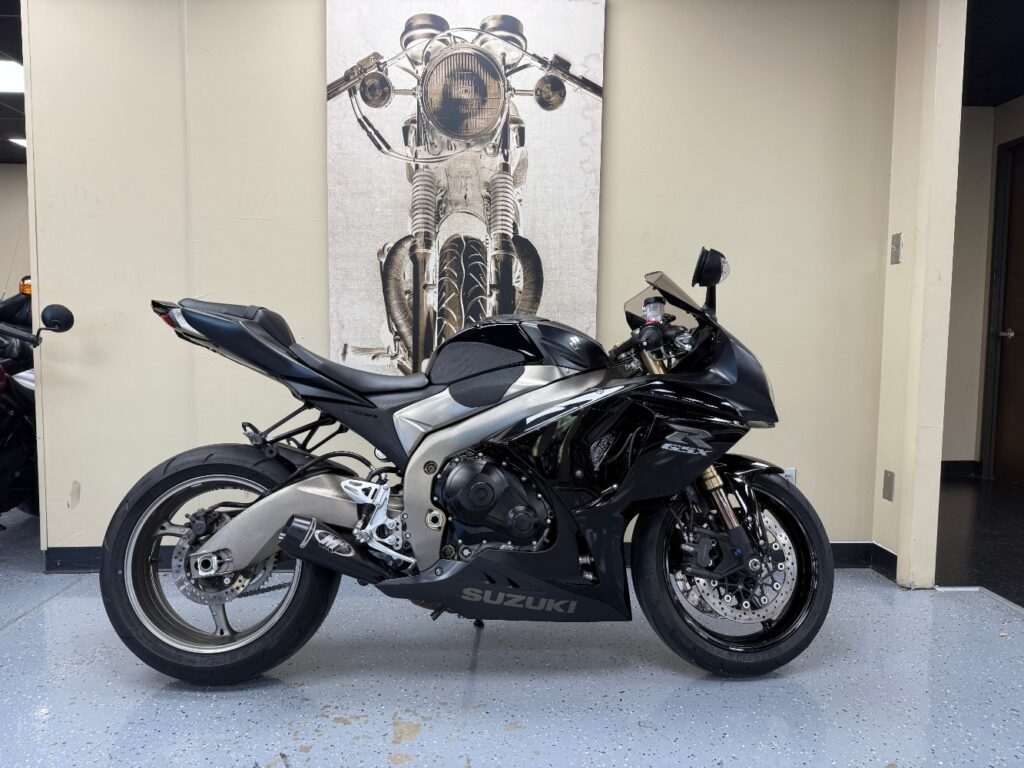 2011 Suzuki GSX-R1000