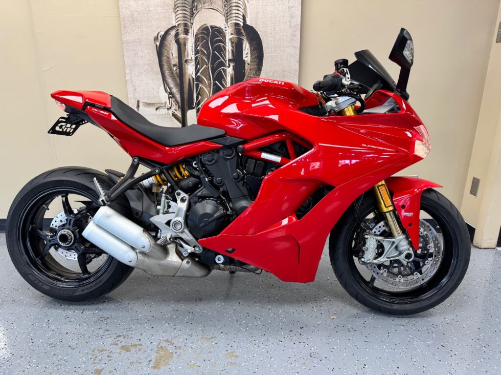 2018 DUCATI SuperSport S