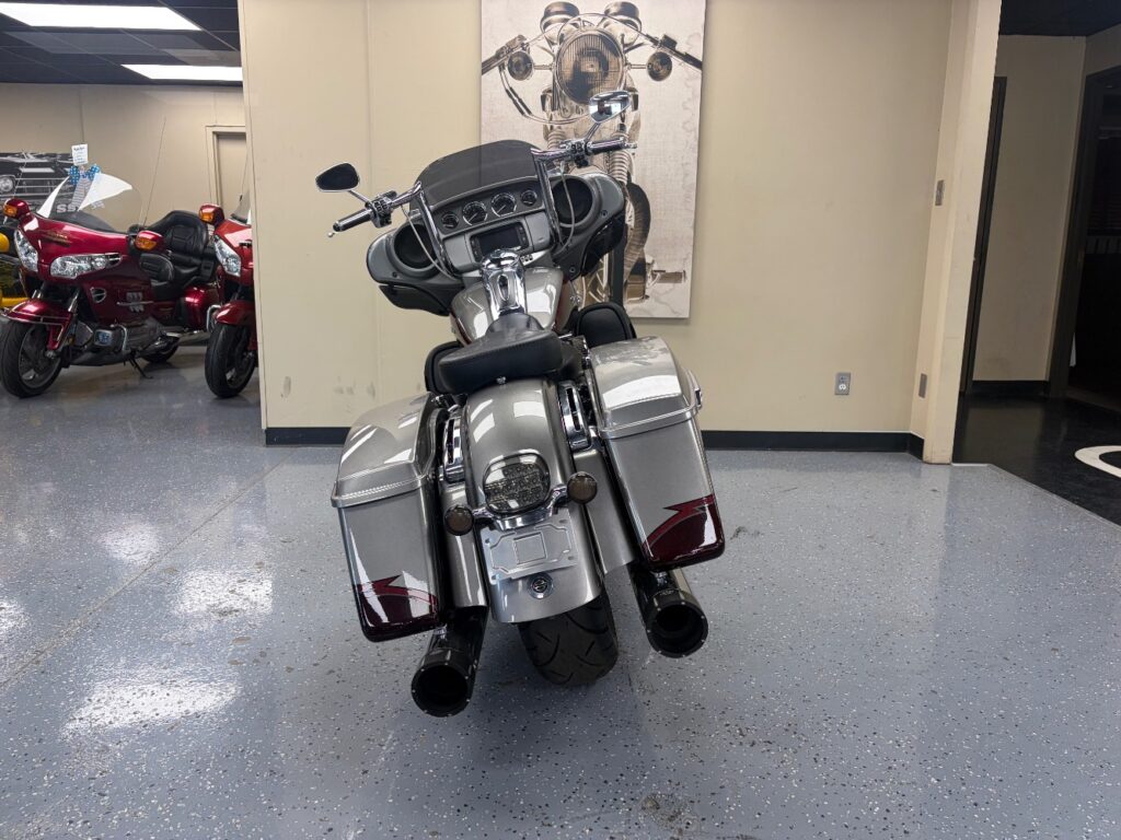 2015 Harley-Davidson FLHTKSE