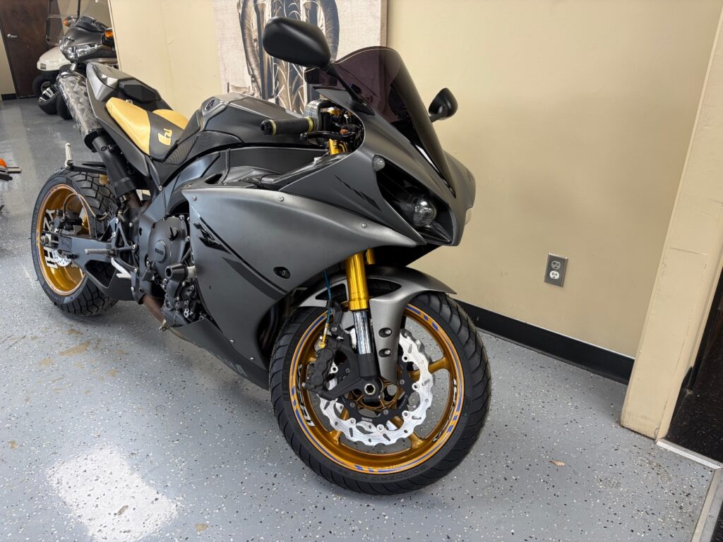 2014 Yamaha YZF-R1