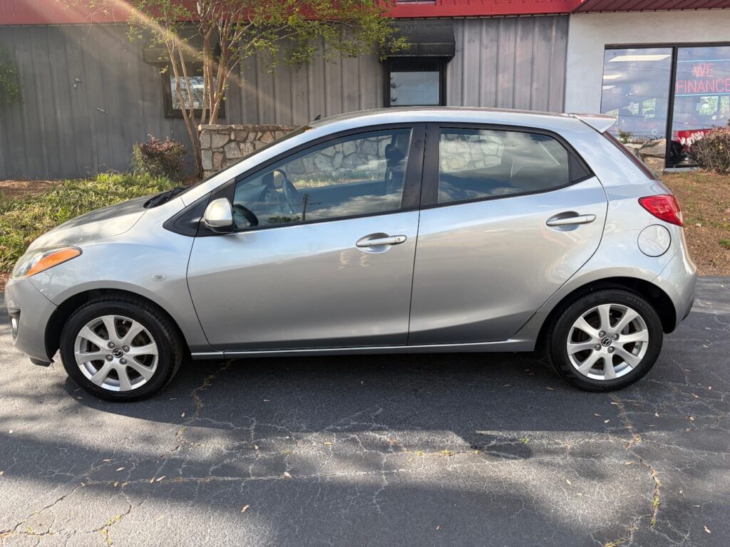 2013 Mazda Mazda2
