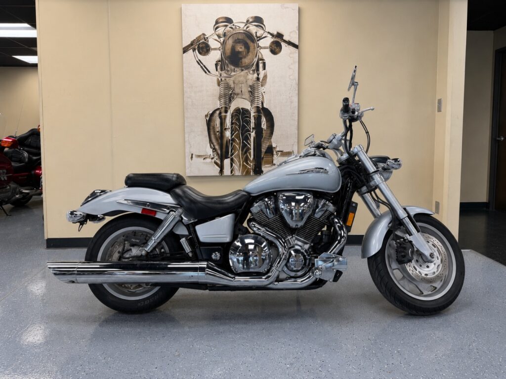 2002 Honda VTX1800