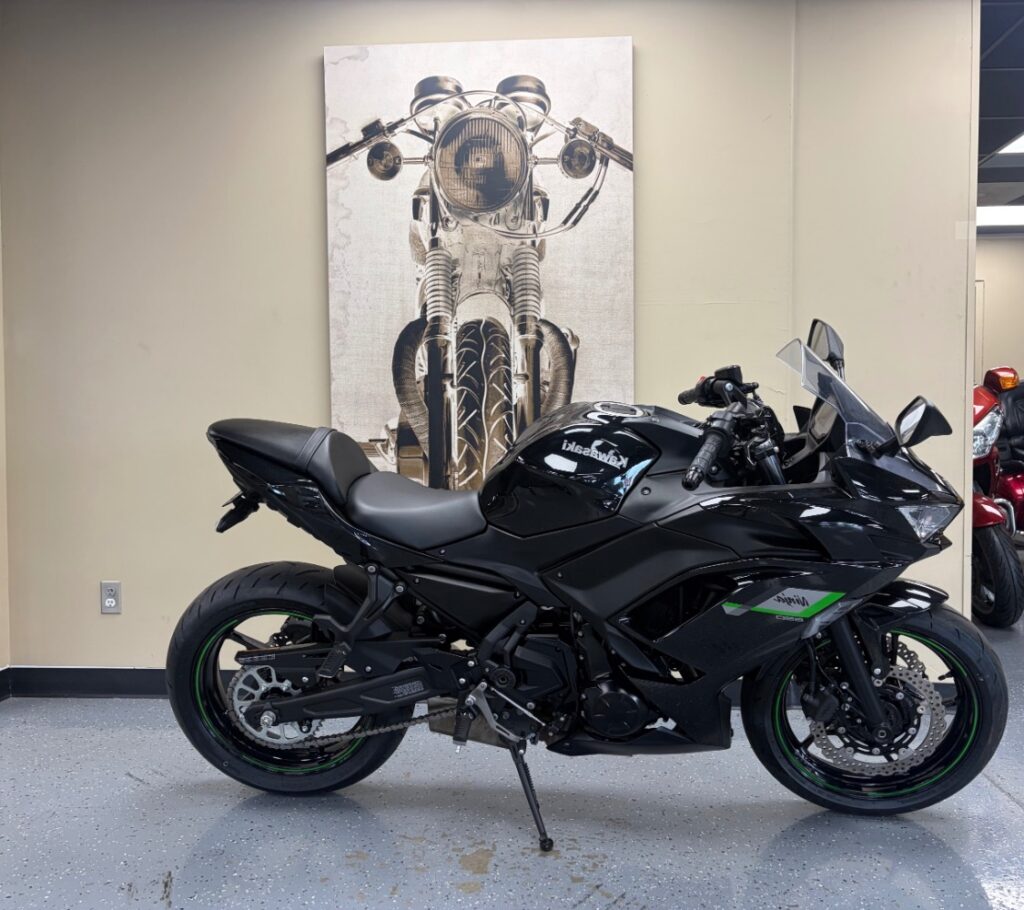2025 Kawasaki EX650RSFNL