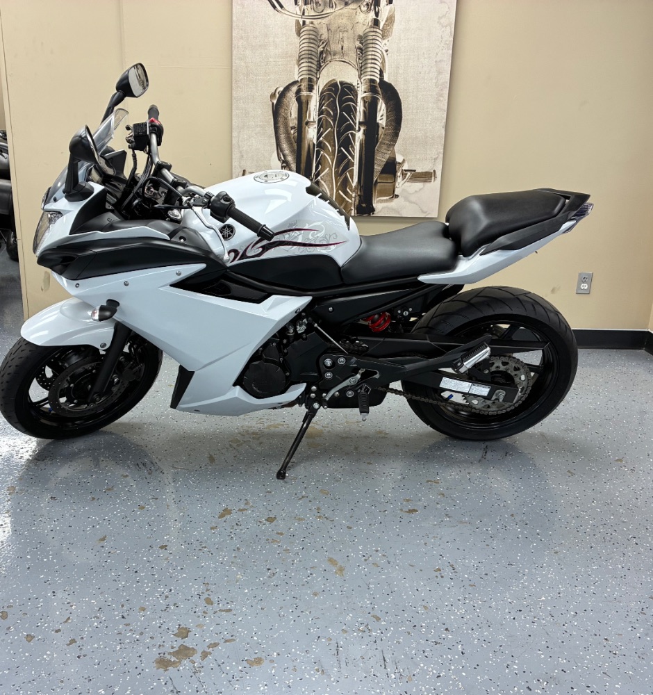 2009 Yamaha FZ6R